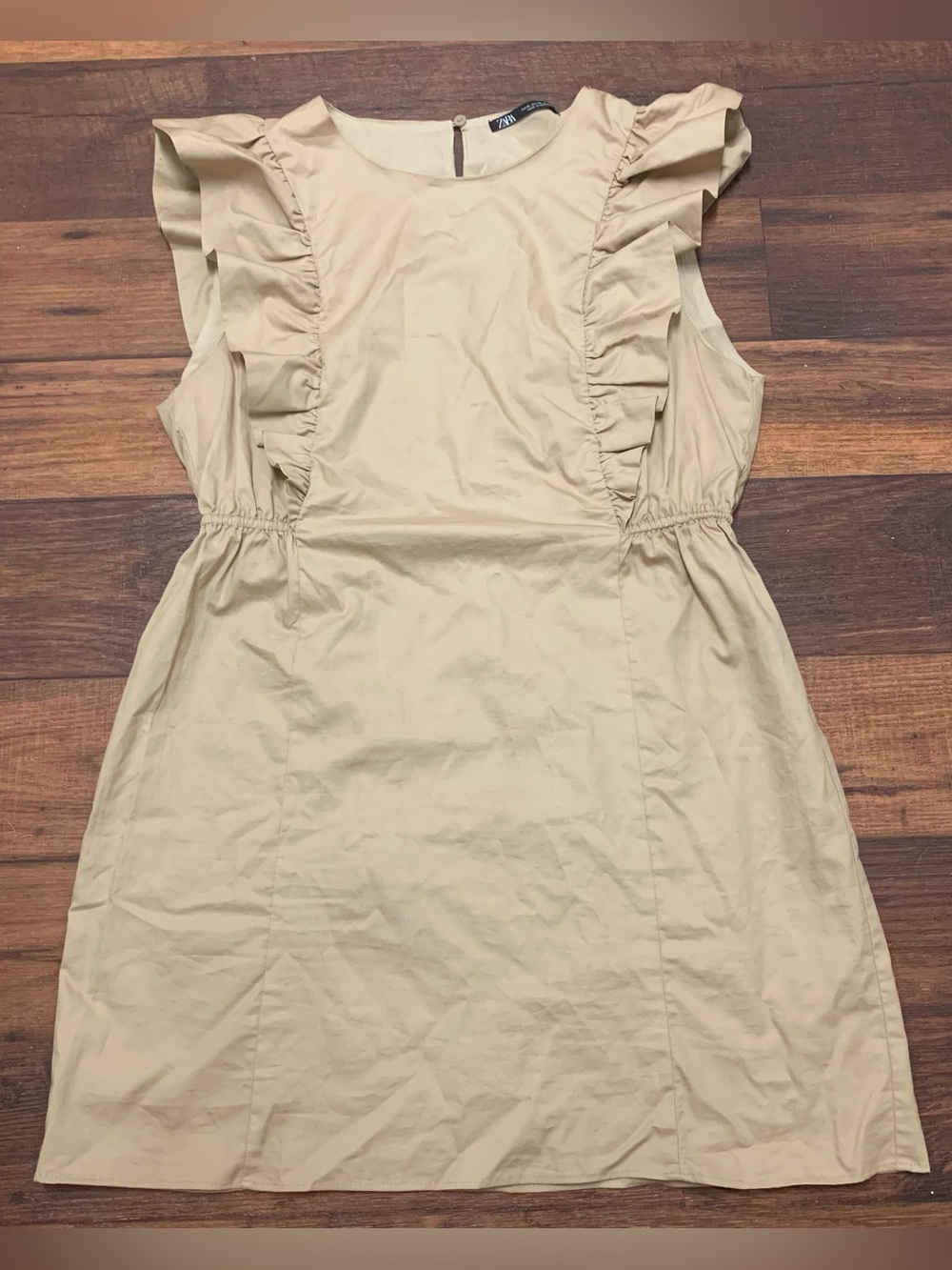 Zara ruffled Beige Mini dress Women’s Sz XL Sleeveless